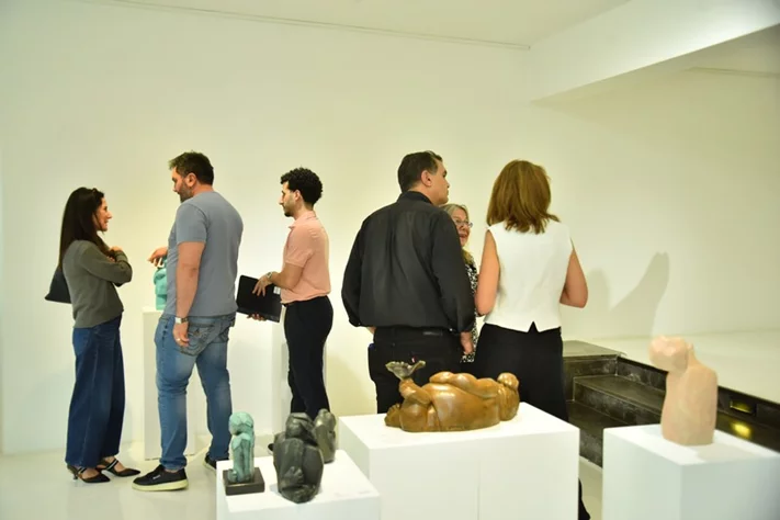Comme Je L imagine Solo Exhibition at Chaos Art Gallery